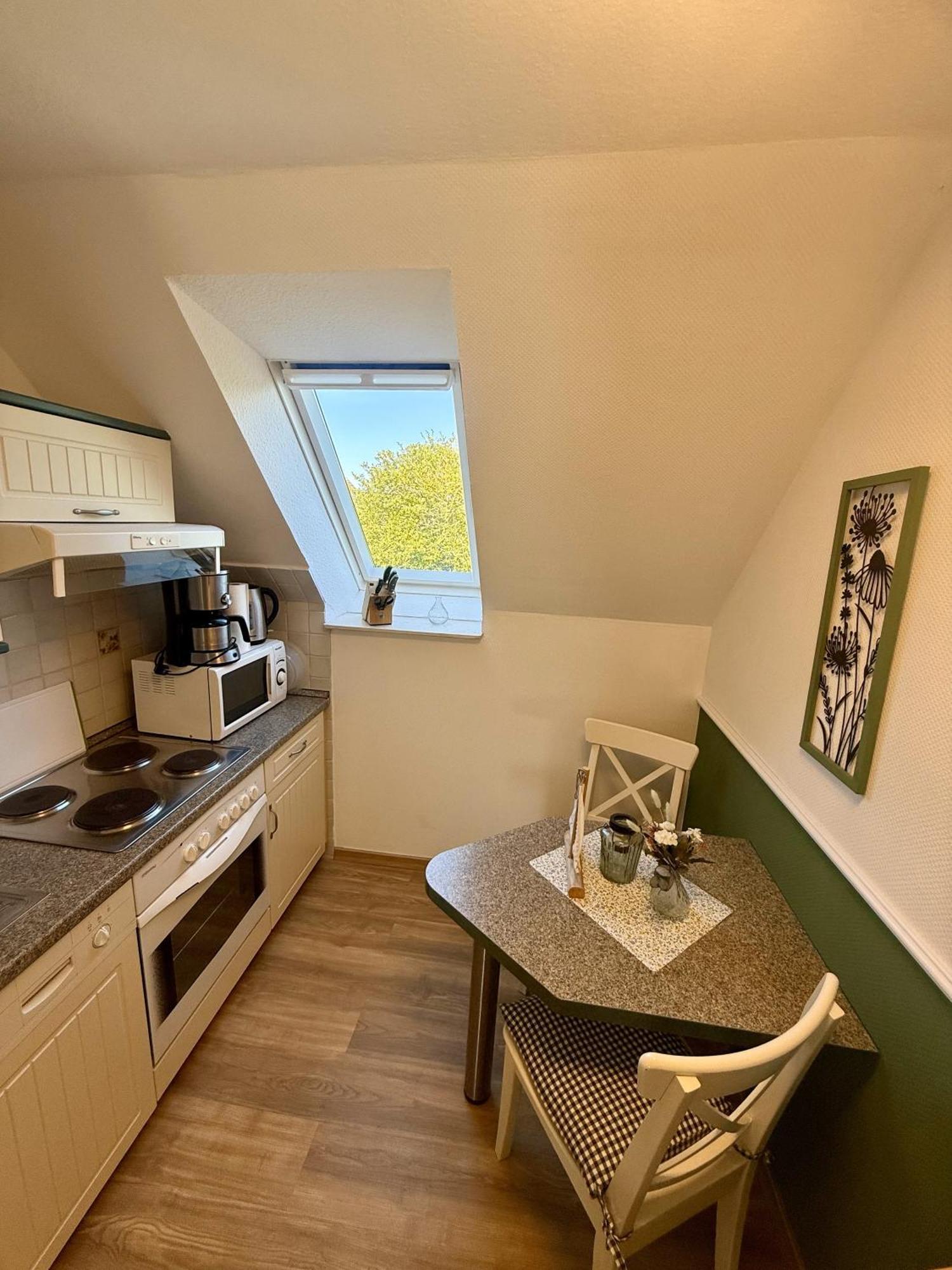 Ferienhaus Blinkfuer Neuharlingersiel Esterno foto